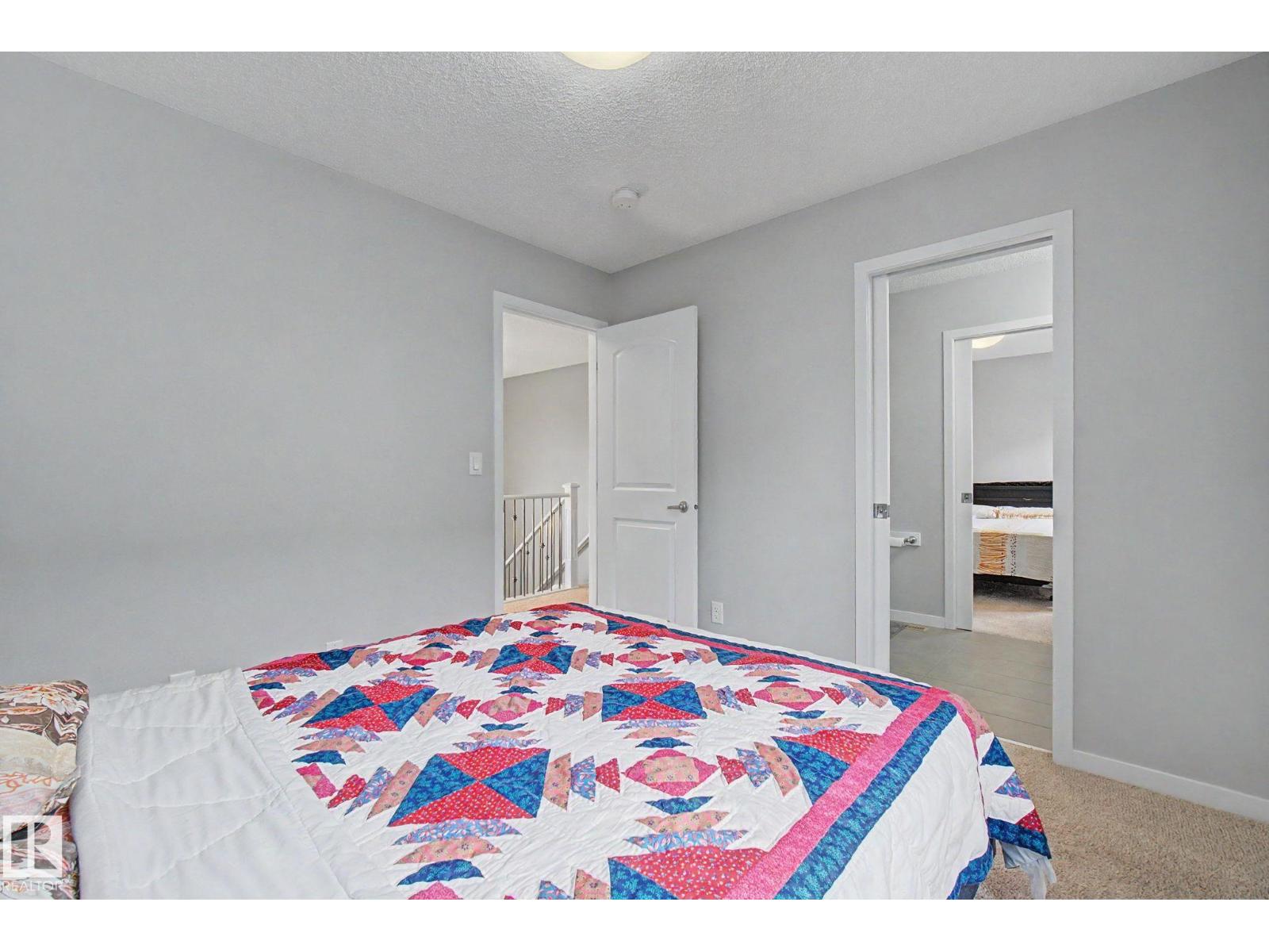 2233 56 ST SW - 32