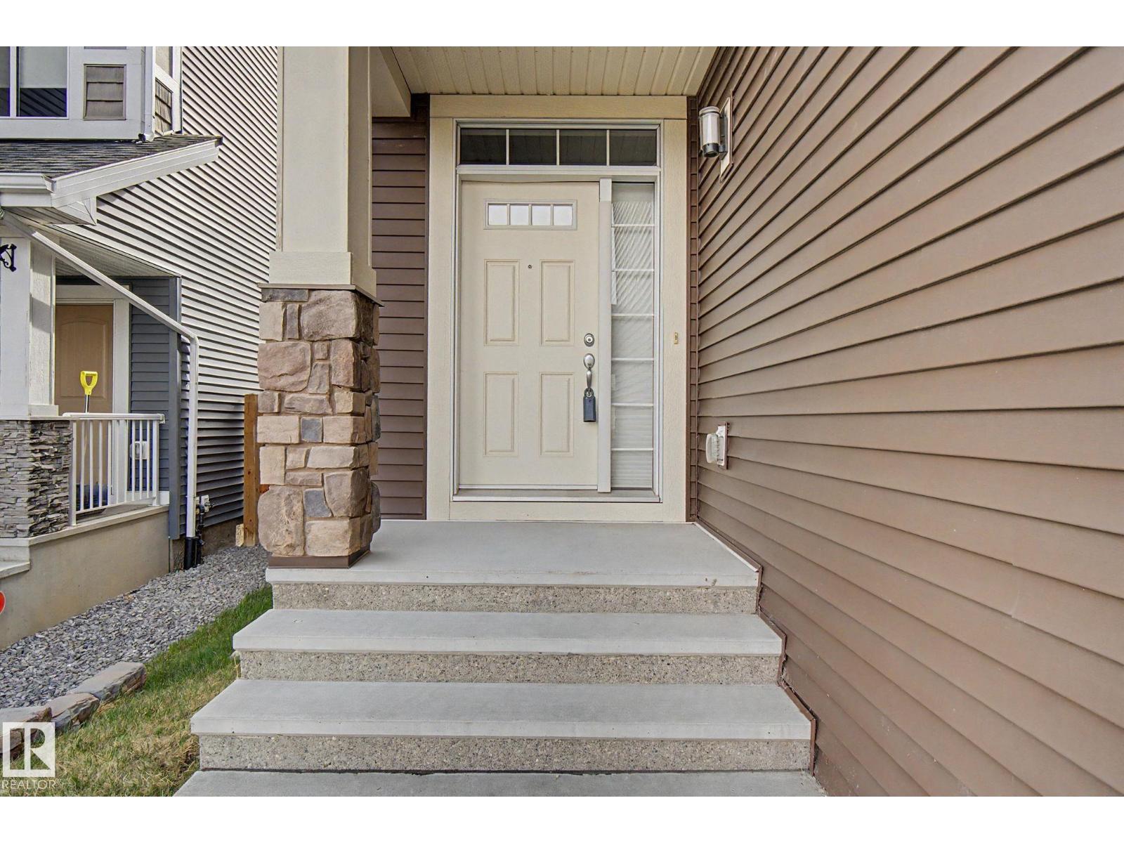 2233 56 ST SW - 4