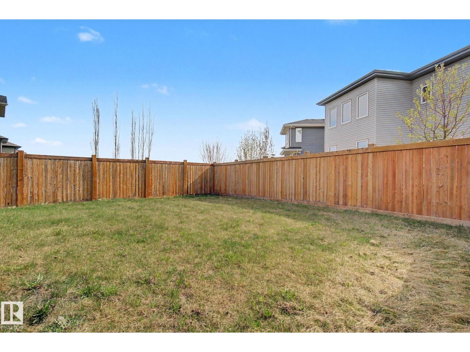 2233 56 ST SW - 56