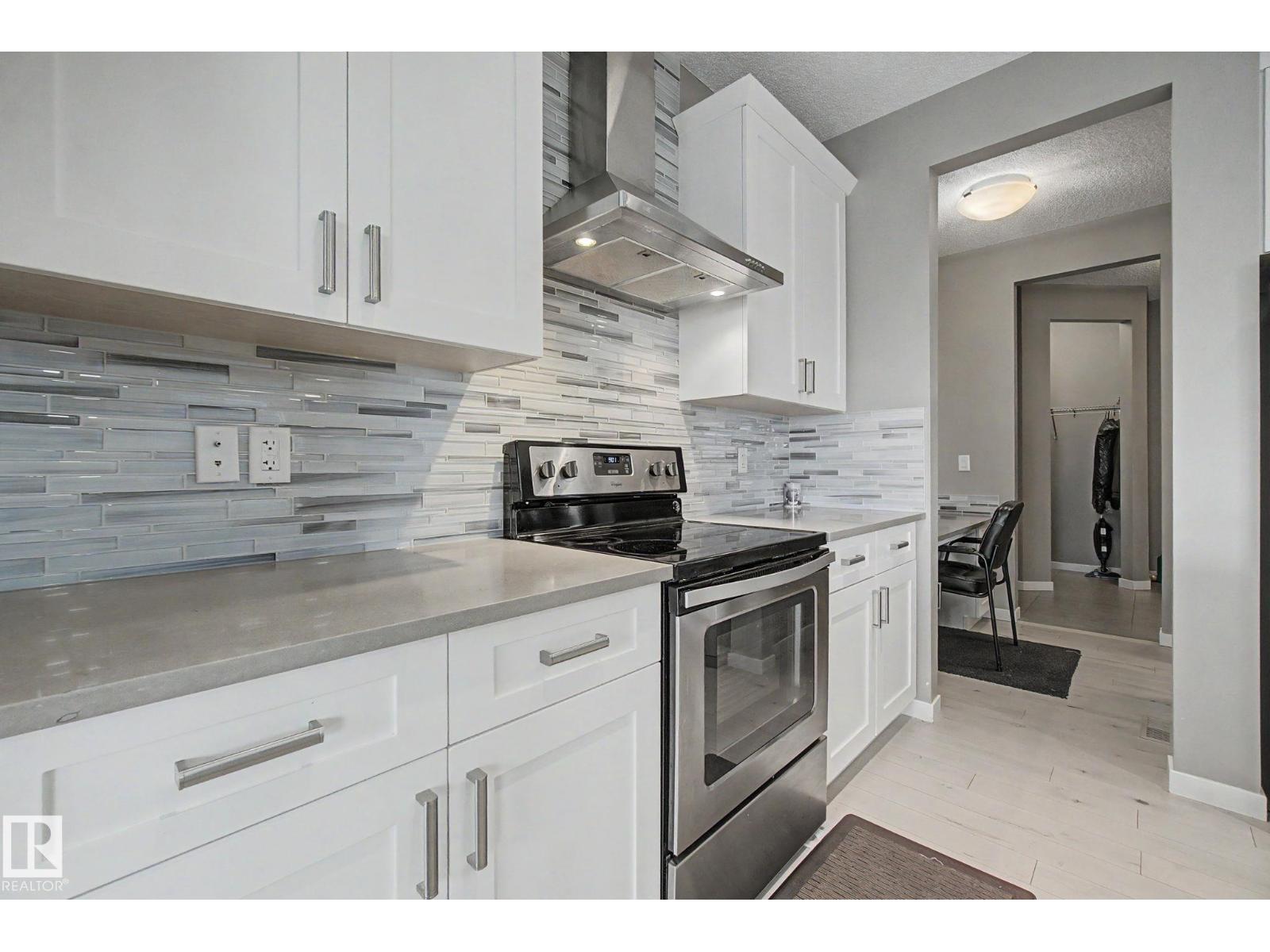 2233 56 ST SW - 8