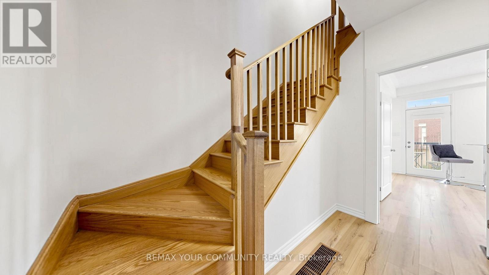 10 WILLIAM ADAMS LANE - 11