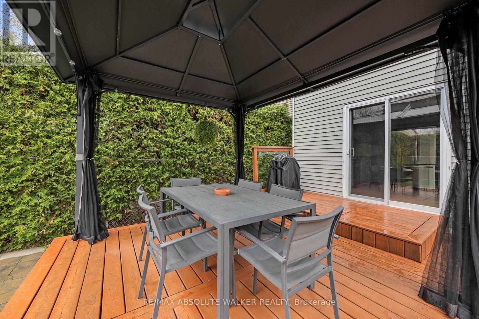726 THICKET WAY - 33