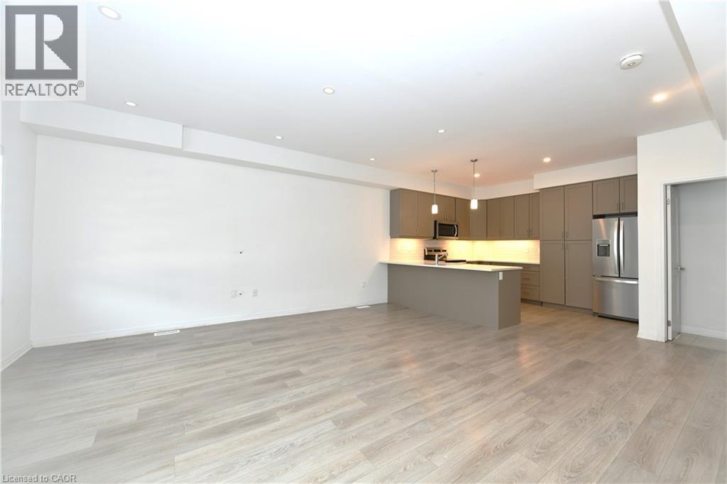 #70 51 SPARROW Avenue - 4