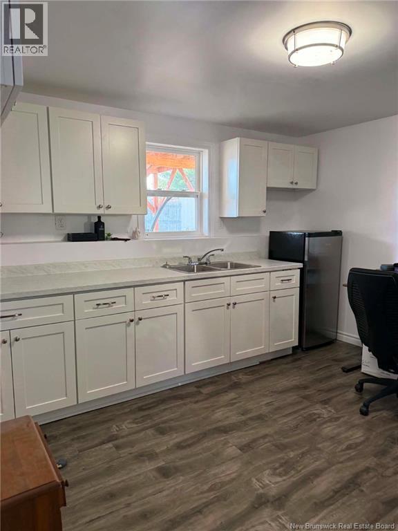 5 Belding Street - 12
