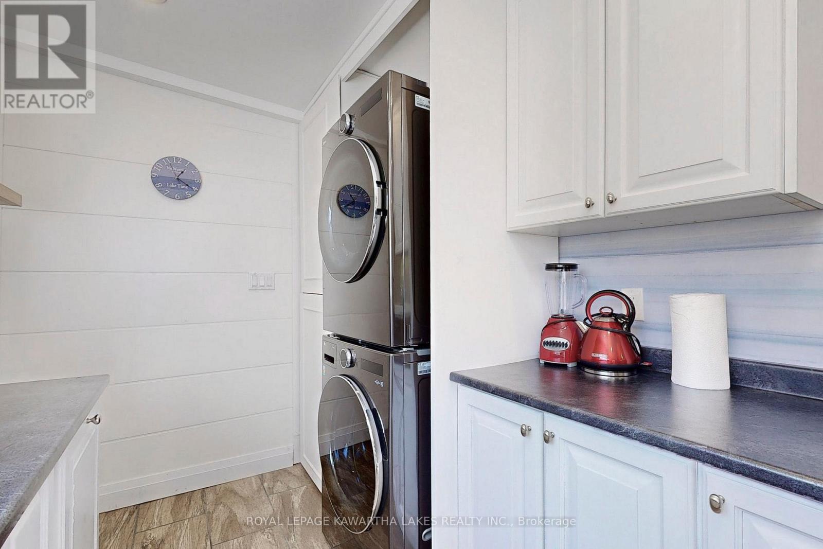 12 BIRCHCLIFF AVENUE - 11