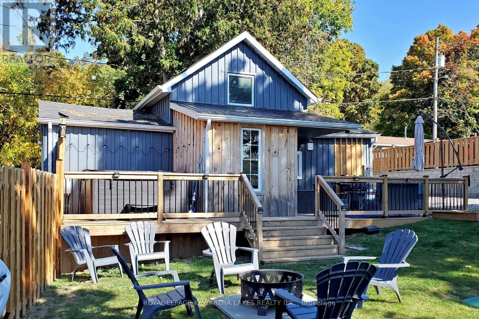 12 BIRCHCLIFF AVENUE - 26