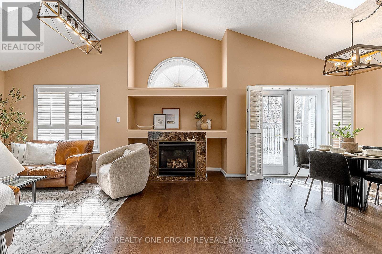 37 WETHERBURN DRIVE - 18