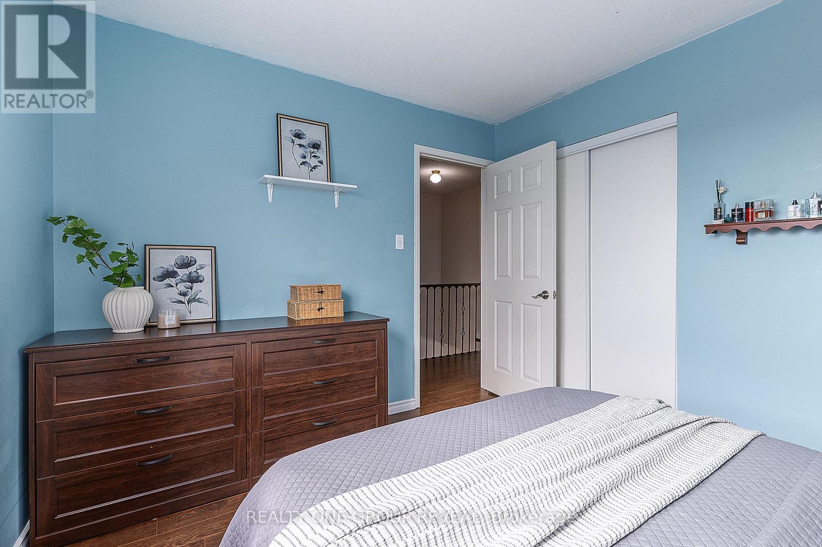 37 WETHERBURN DRIVE - 31
