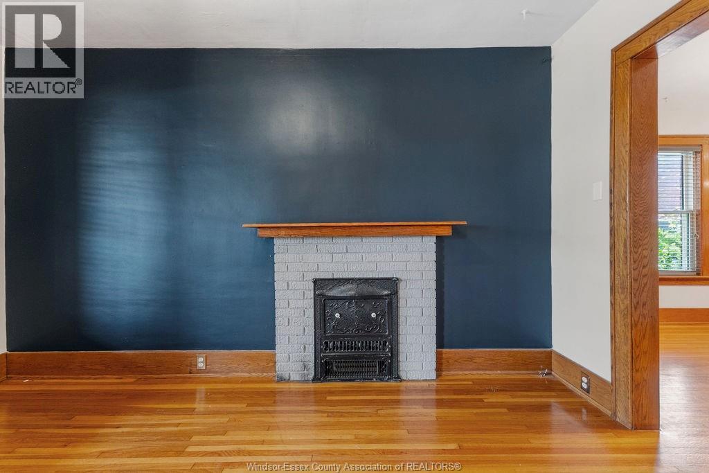 557 MOY AVE - 26