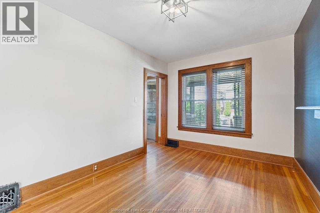 557 MOY AVE - 27