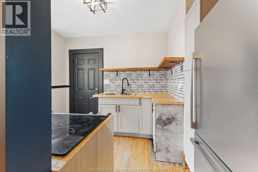 557 MOY AVE - 32