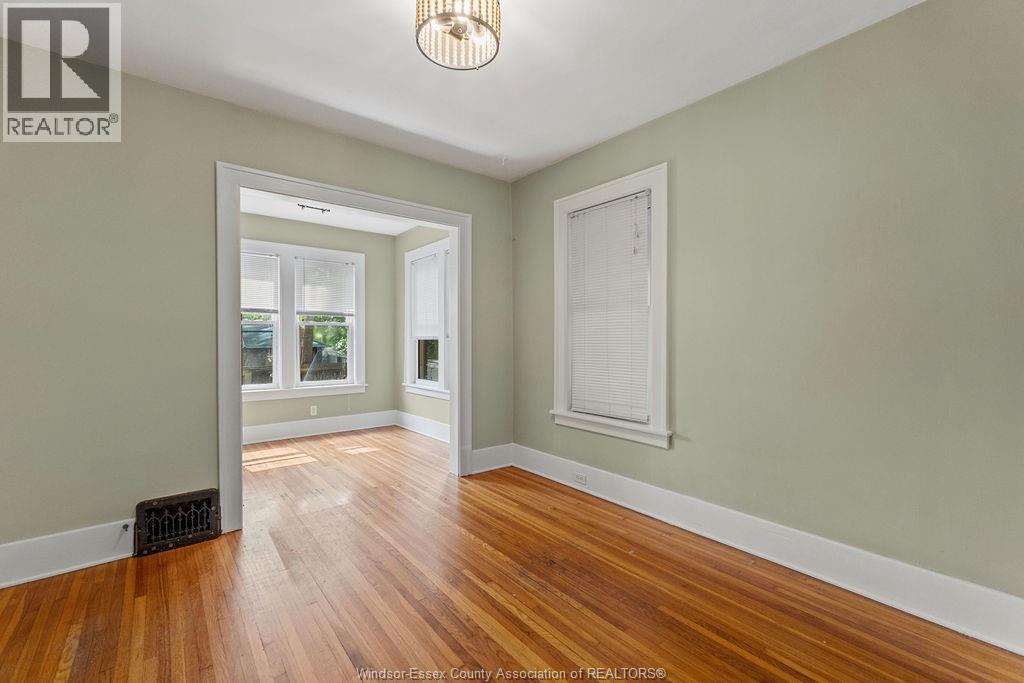 557 MOY AVE - 35