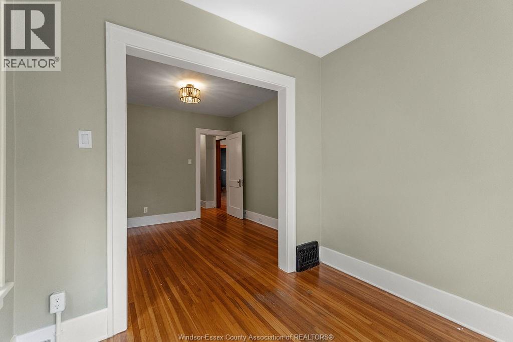 557 MOY AVE - 38