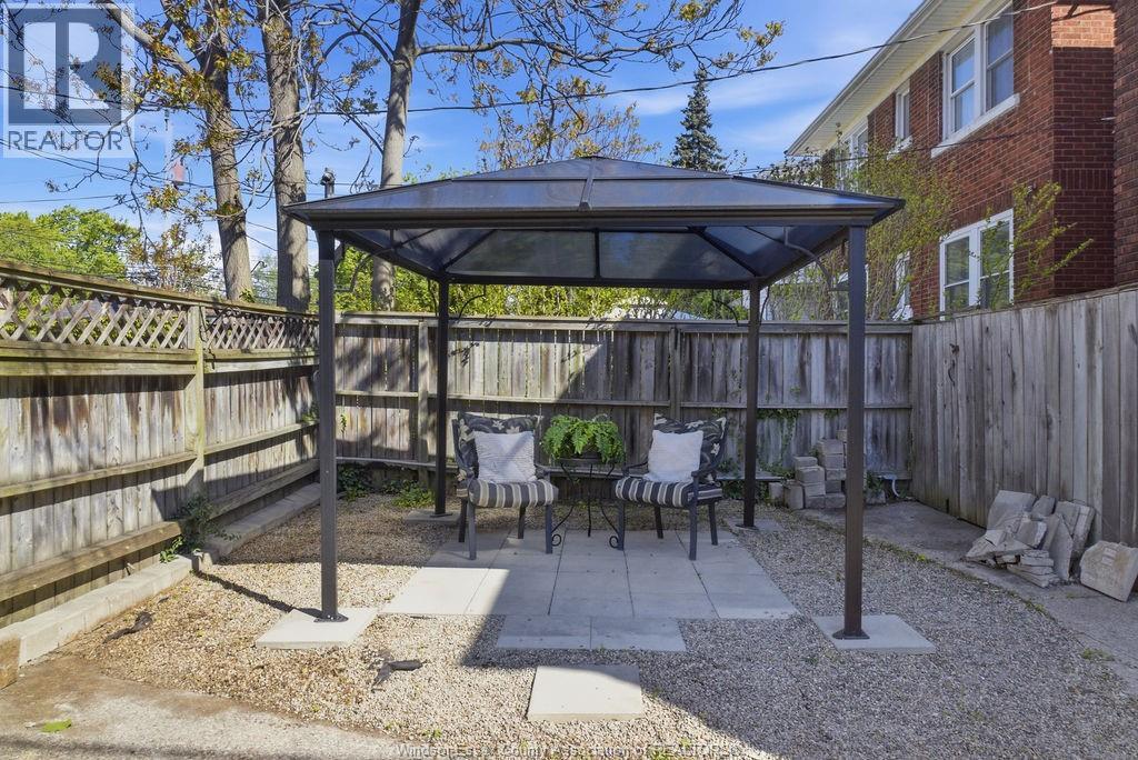 557 MOY AVE - 44