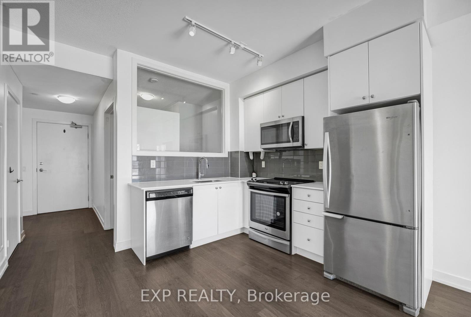 #115 555 WILLIAM GRAHAM DRIVE - 5