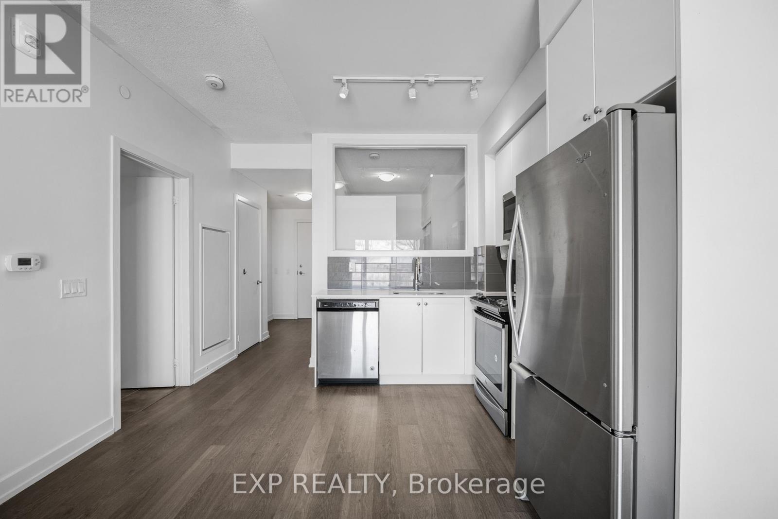 #115 555 WILLIAM GRAHAM DRIVE - 7