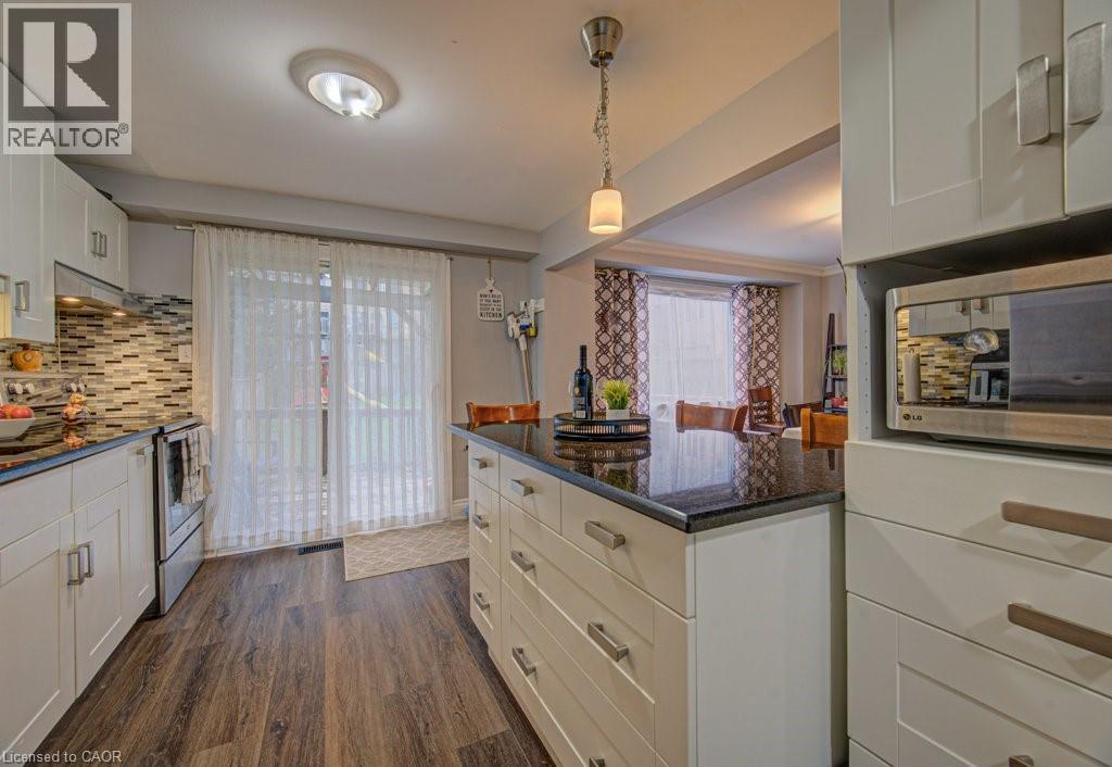 237B THISTLEGLEN Place, Waterloo, Ontario, N2T2A6 — Photo 14