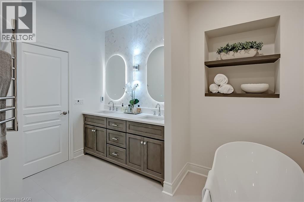 4285 COUPLES Crescent, Burlington, Ontario, L7M4Y8 — Photo 36