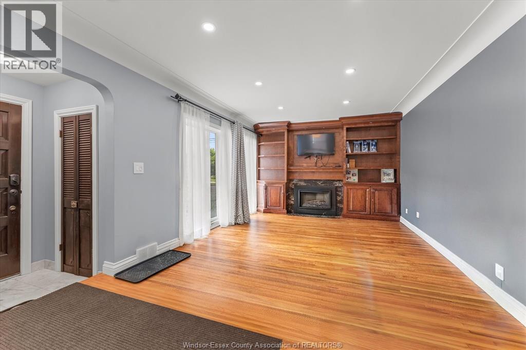 4531 PLEASANT PLACE Unit# MAIN, Windsor, Ontario, N8Y2E9 — Photo 3