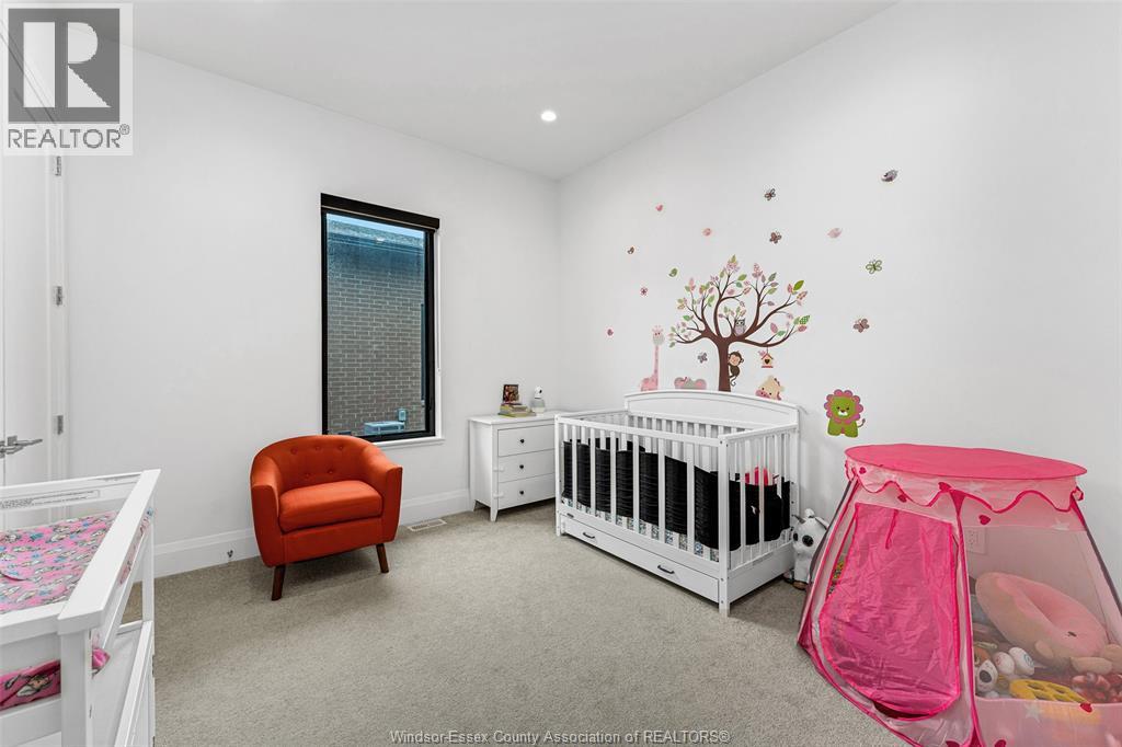 658 LILY MAC BOULEVARD, Windsor, Ontario, N9E0B1 — Photo 18