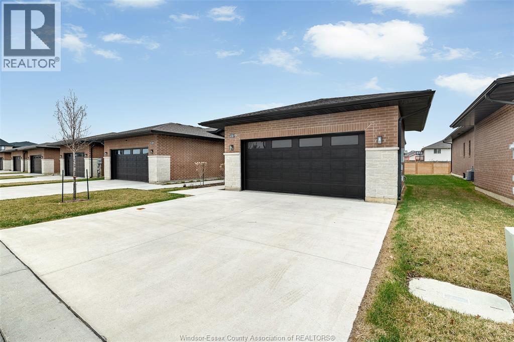 658 LILY MAC BOULEVARD, Windsor, Ontario, N9E0B1 — Photo 17