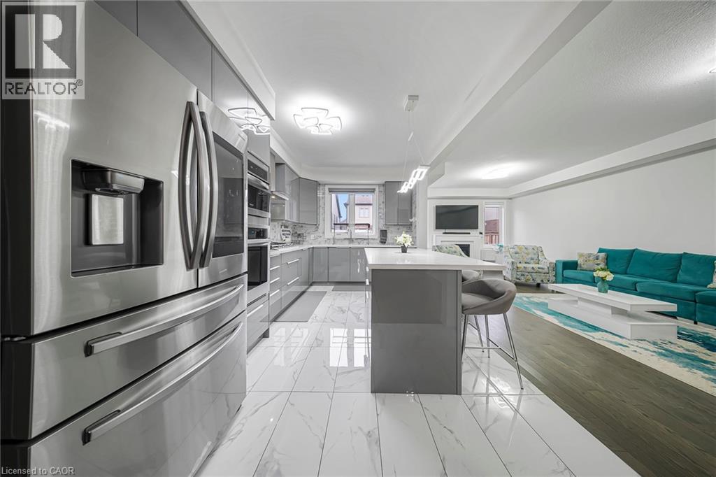 38 GLORIA Street, Kitchener, Ontario, N2R0R1 — Photo 3