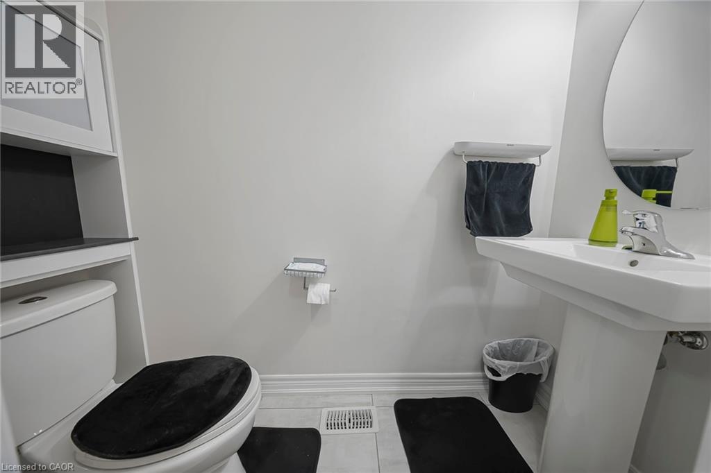 38 GLORIA Street, Kitchener, Ontario, N2R0R1 — Photo 47