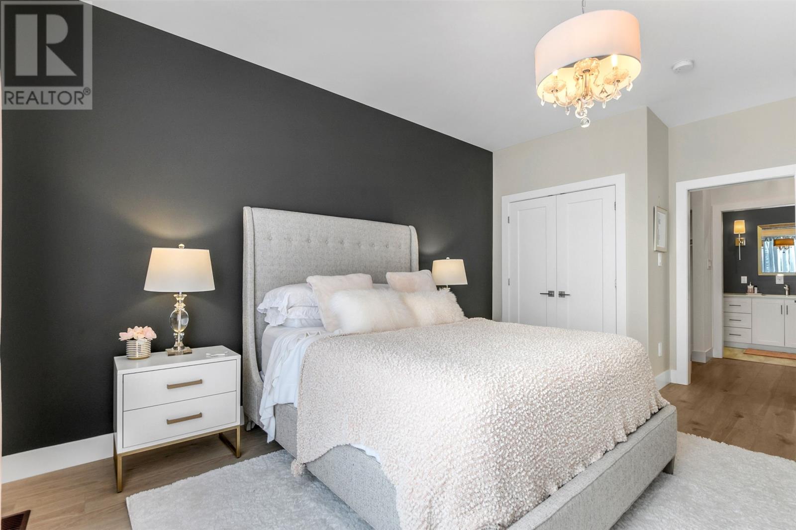 45 Clifden Woods Place - 20
