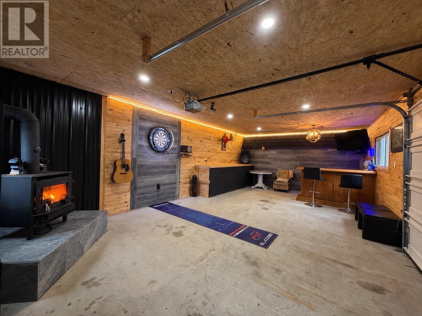 Property photo 35