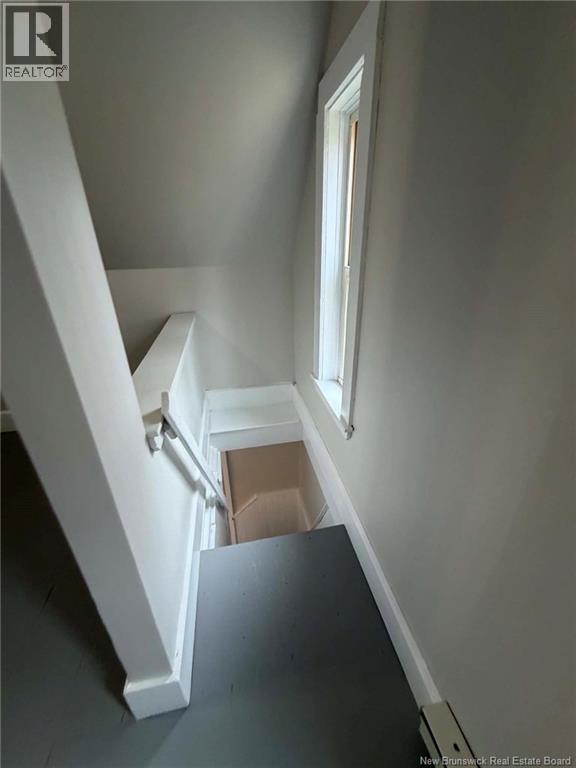 22 Warren Avenue - 25
