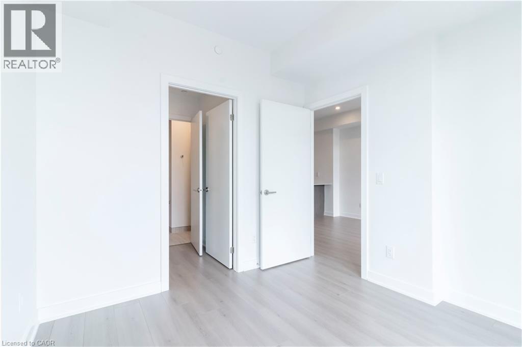 25 WELLINGTON Street S Unit# 1502, Kitchener, Ontario, N2G0G5 — Photo 5
