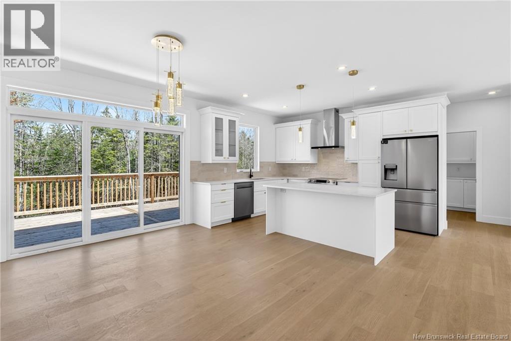 38 Maefield Street - 10
