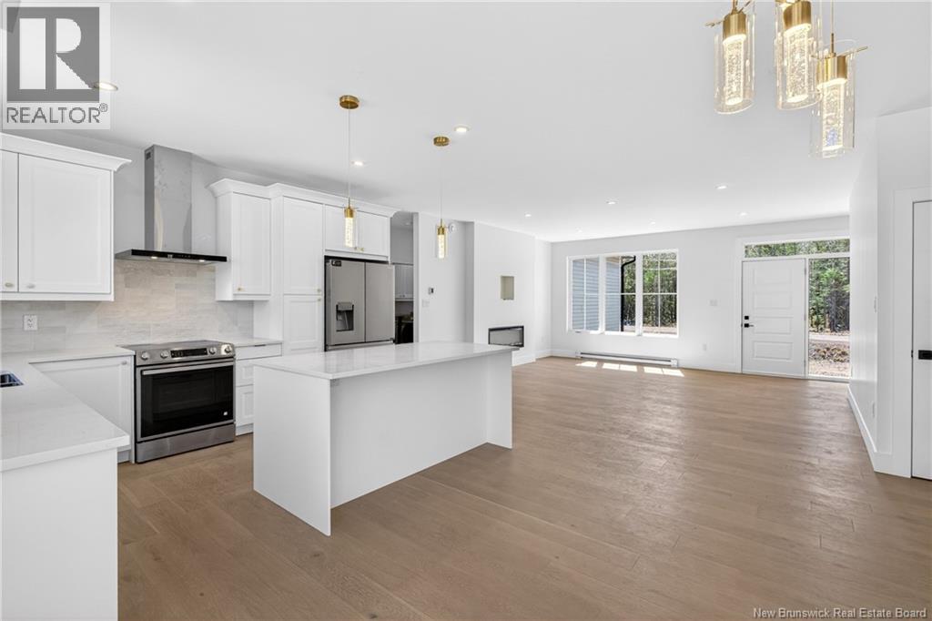 38 Maefield Street - 13