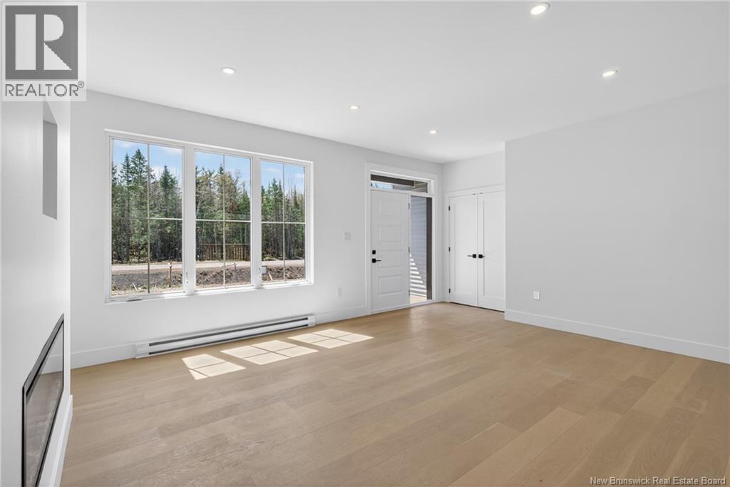 38 Maefield Street - 14