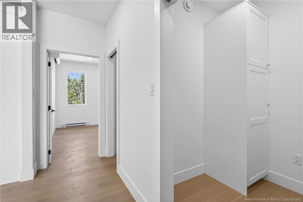 38 Maefield Street - 19