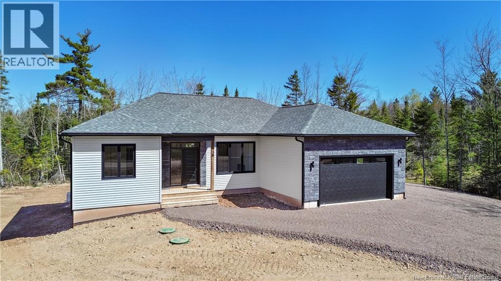 38 Maefield Street - 3
