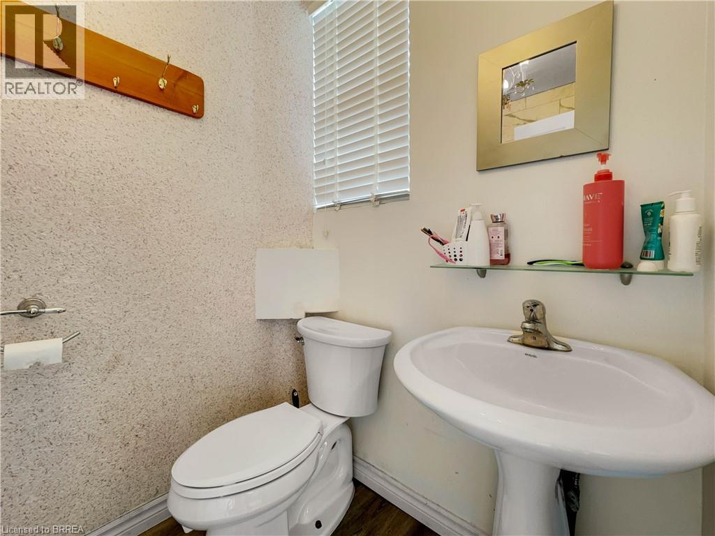 273-275 BRANT Avenue, Brantford, Ontario, N3T3J6 — Photo 5