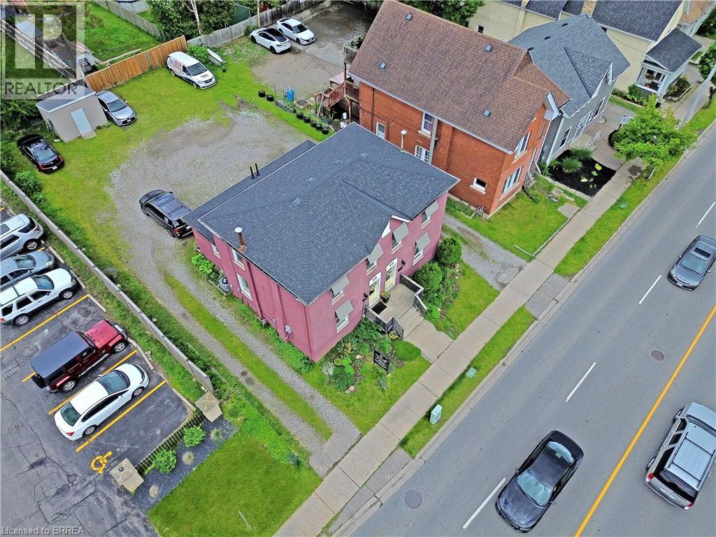 275 BRANT Avenue - 5