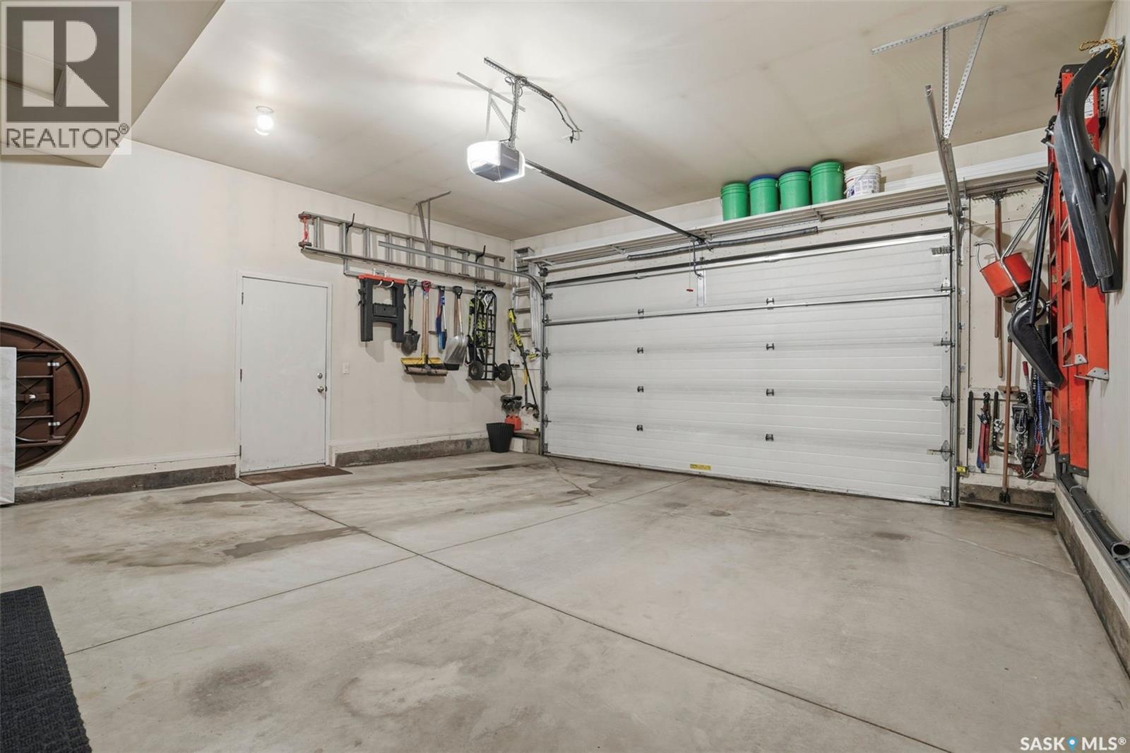 211 Brookmore LANE - 35