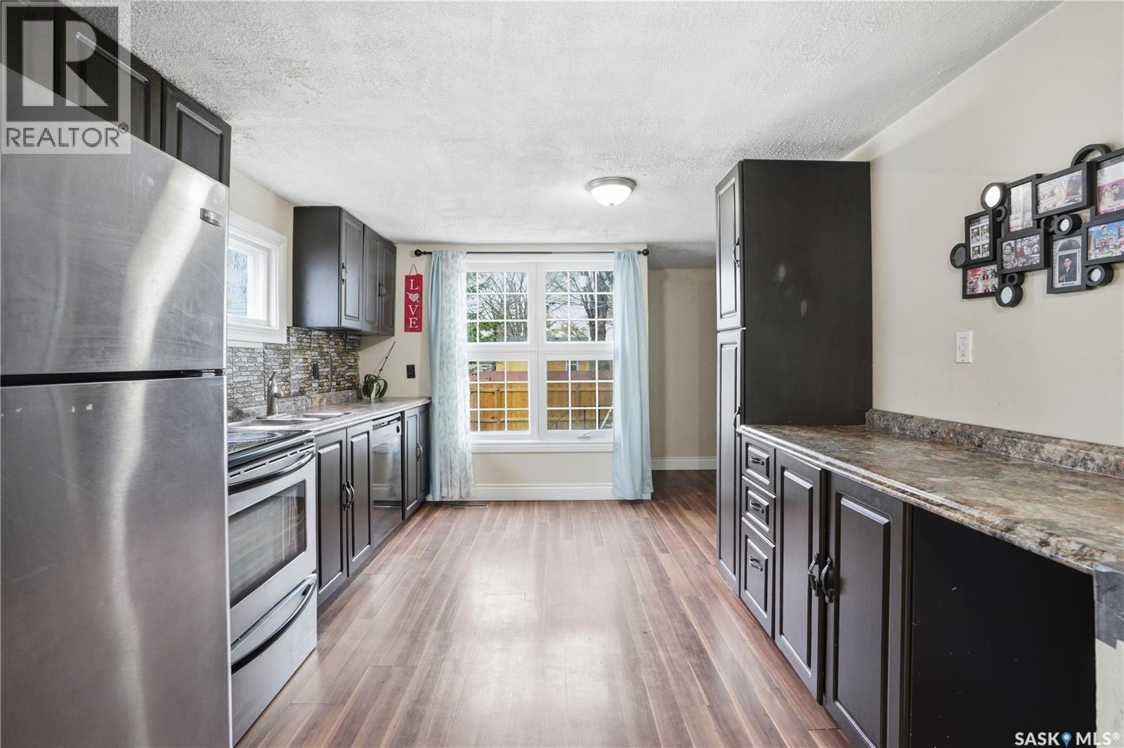 1115 J AVENUE N - 12