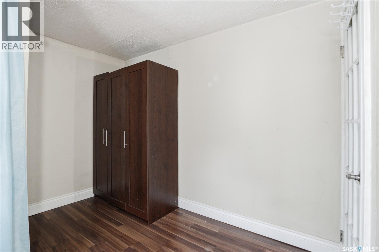 1115 J AVENUE N - 17