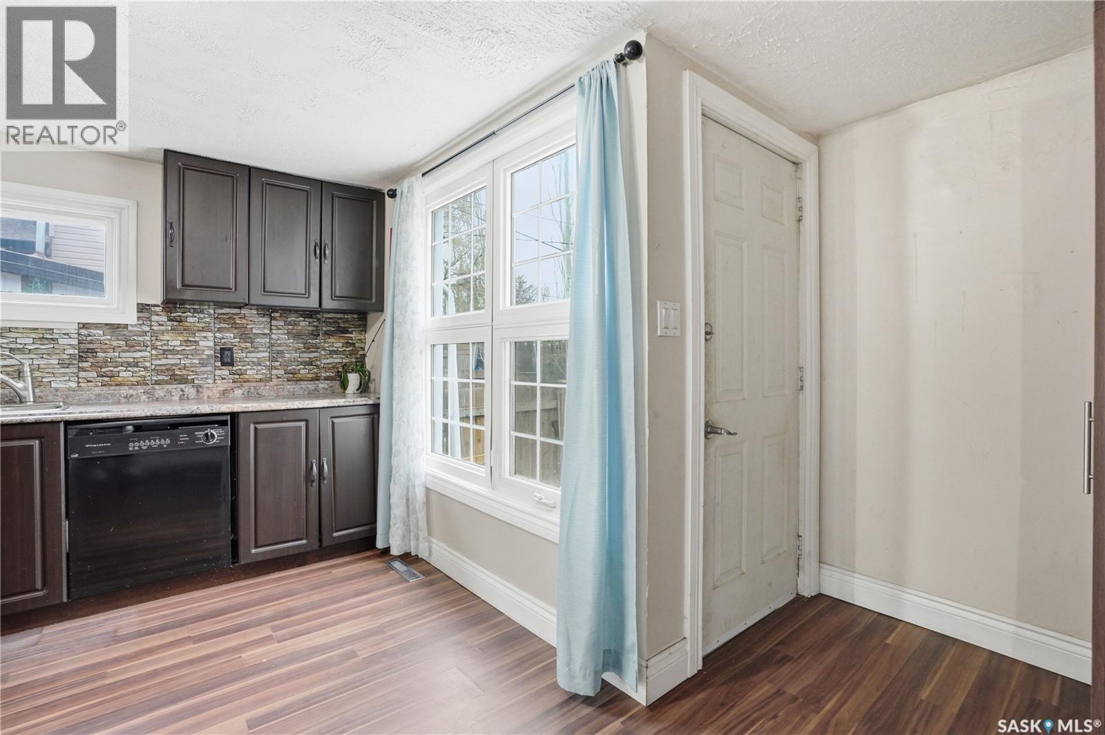 1115 J AVENUE N - 19