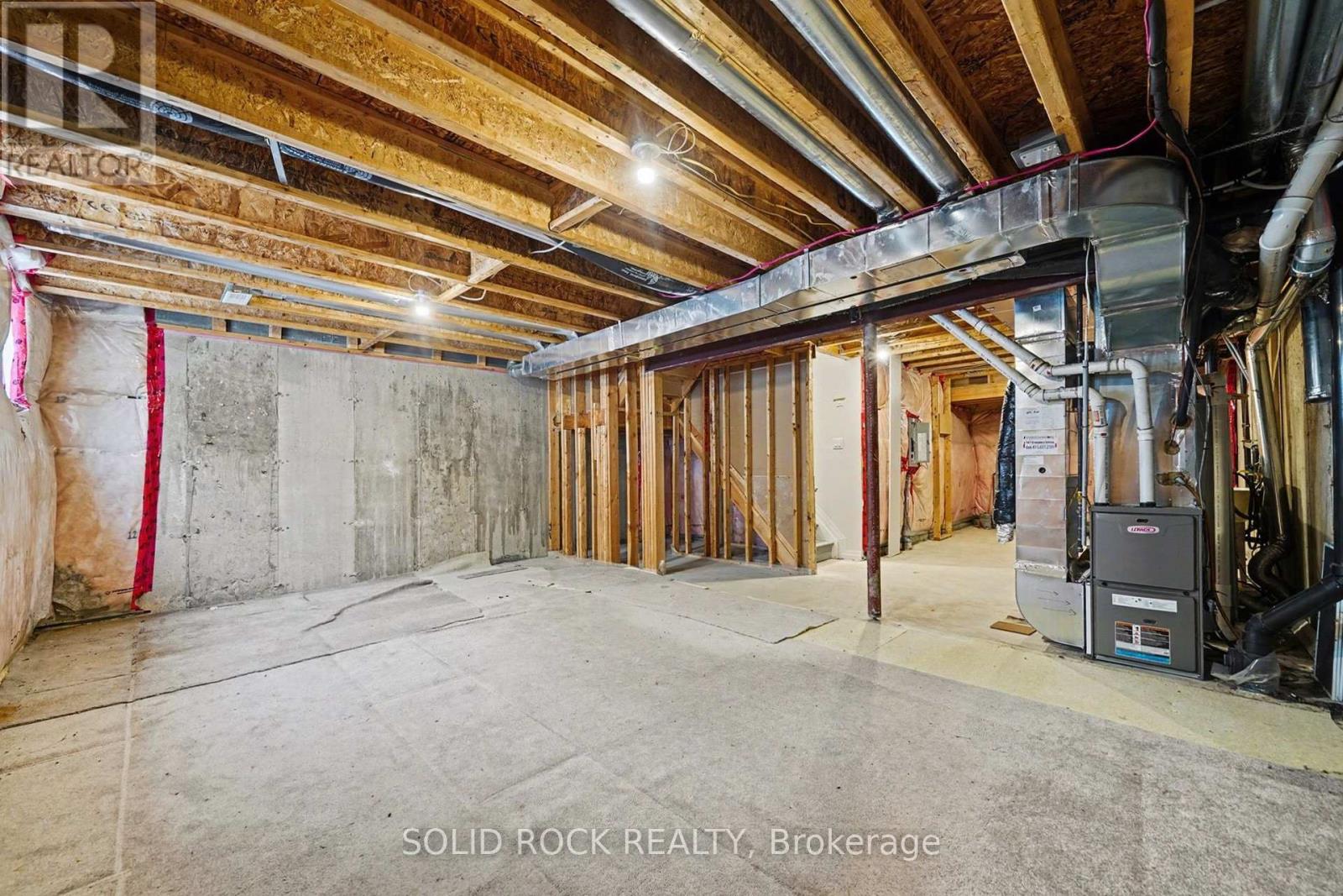 407 WHITE ARCTIC AVENUE - 25