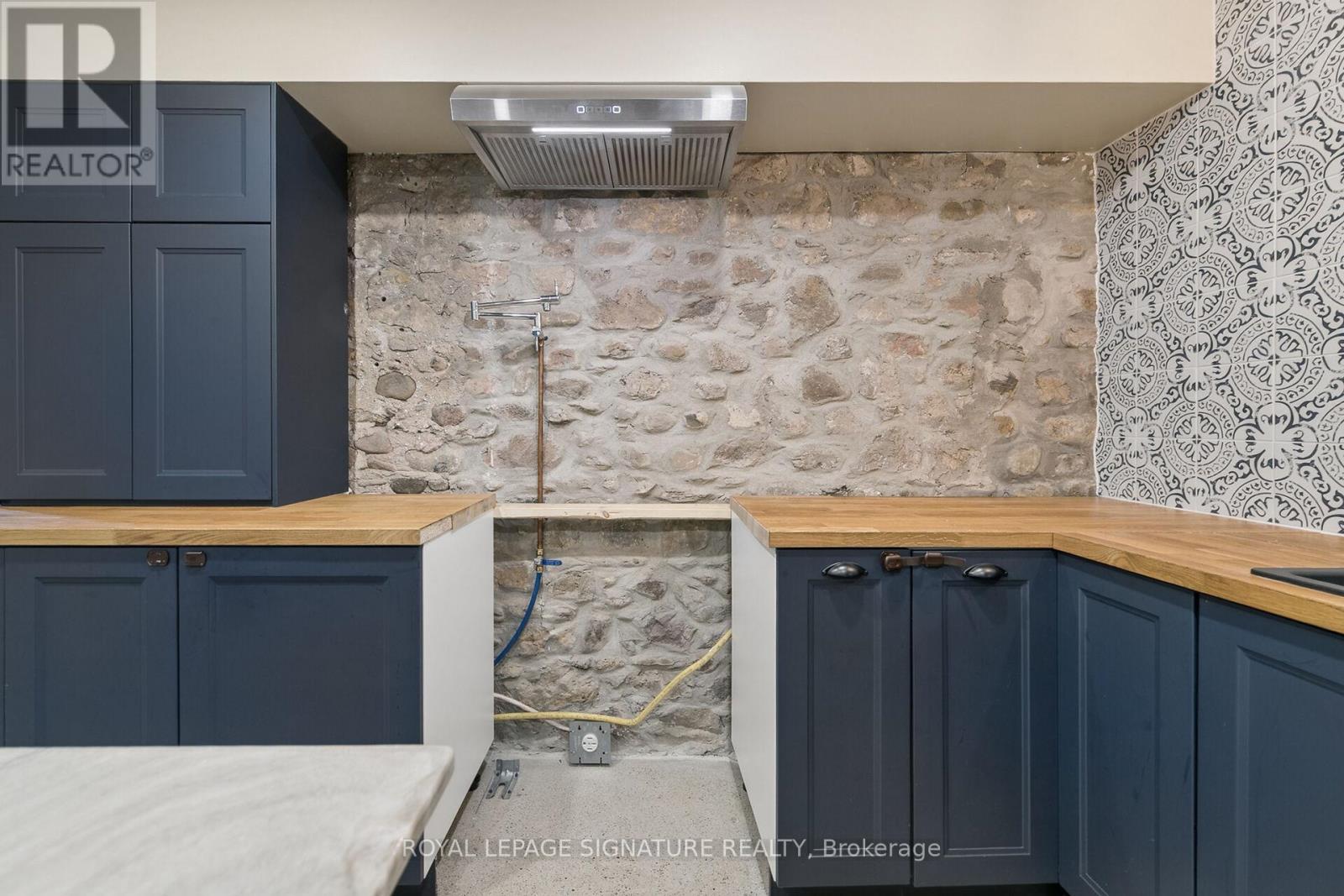 24 DAVIDSON STREET - 8