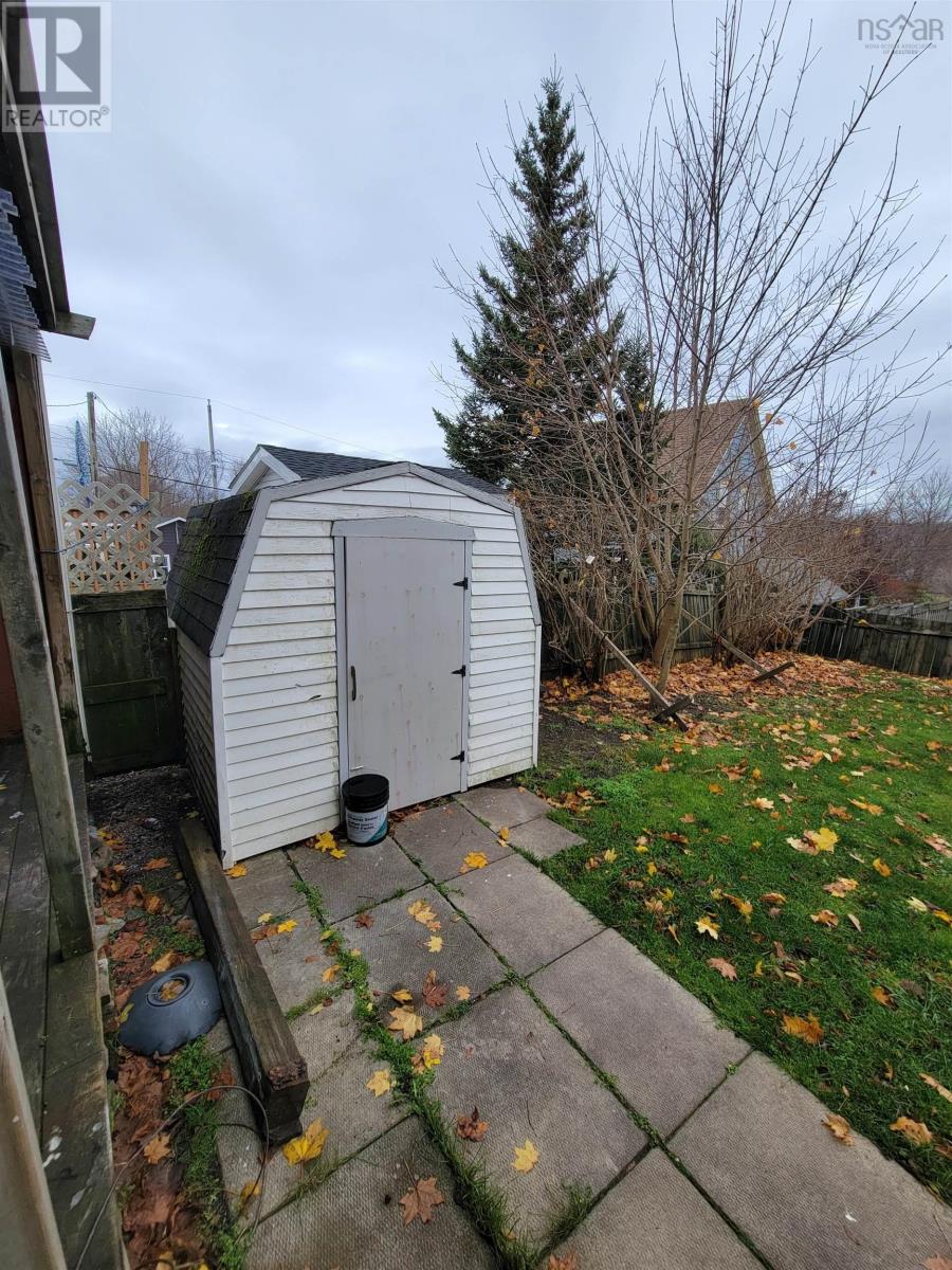 195 Rockdale Avenue - Image 3