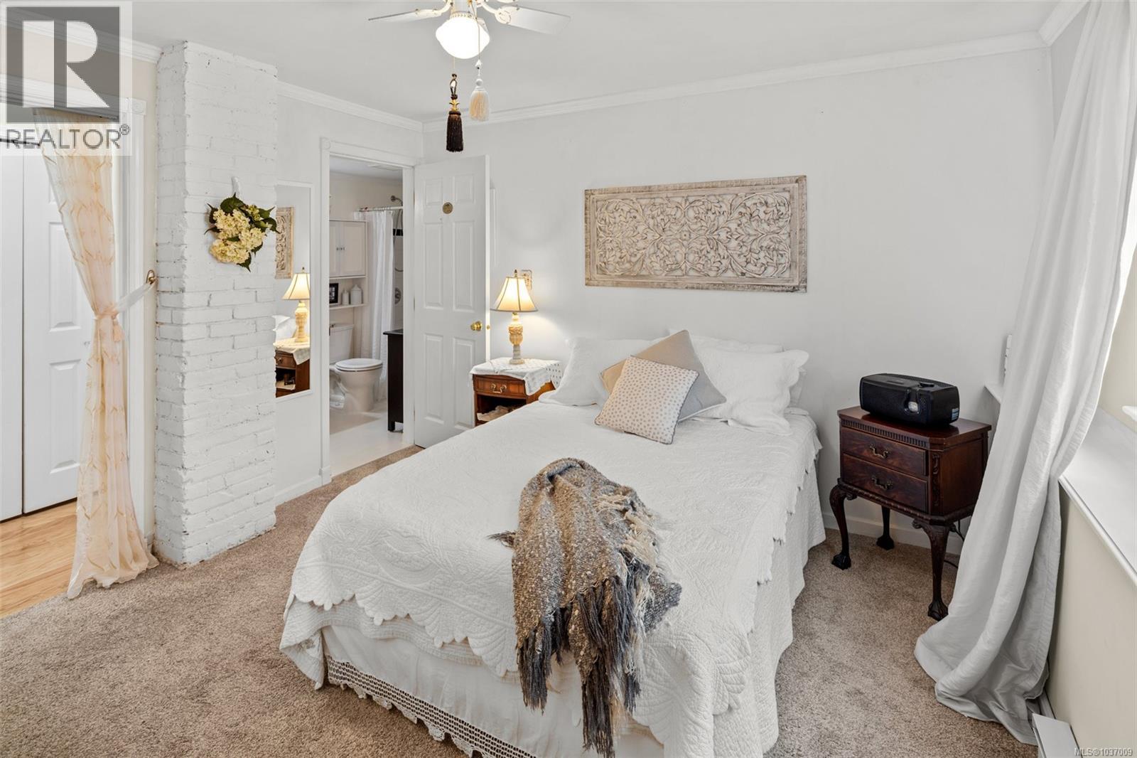 #3 1425 Richardson St - 19