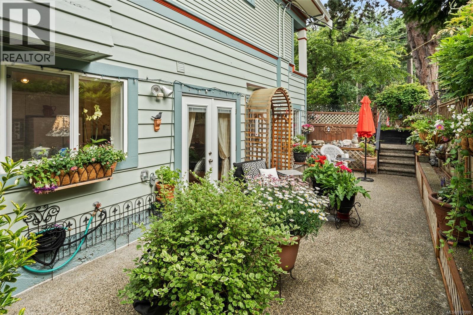 #3 1425 Richardson St - 5