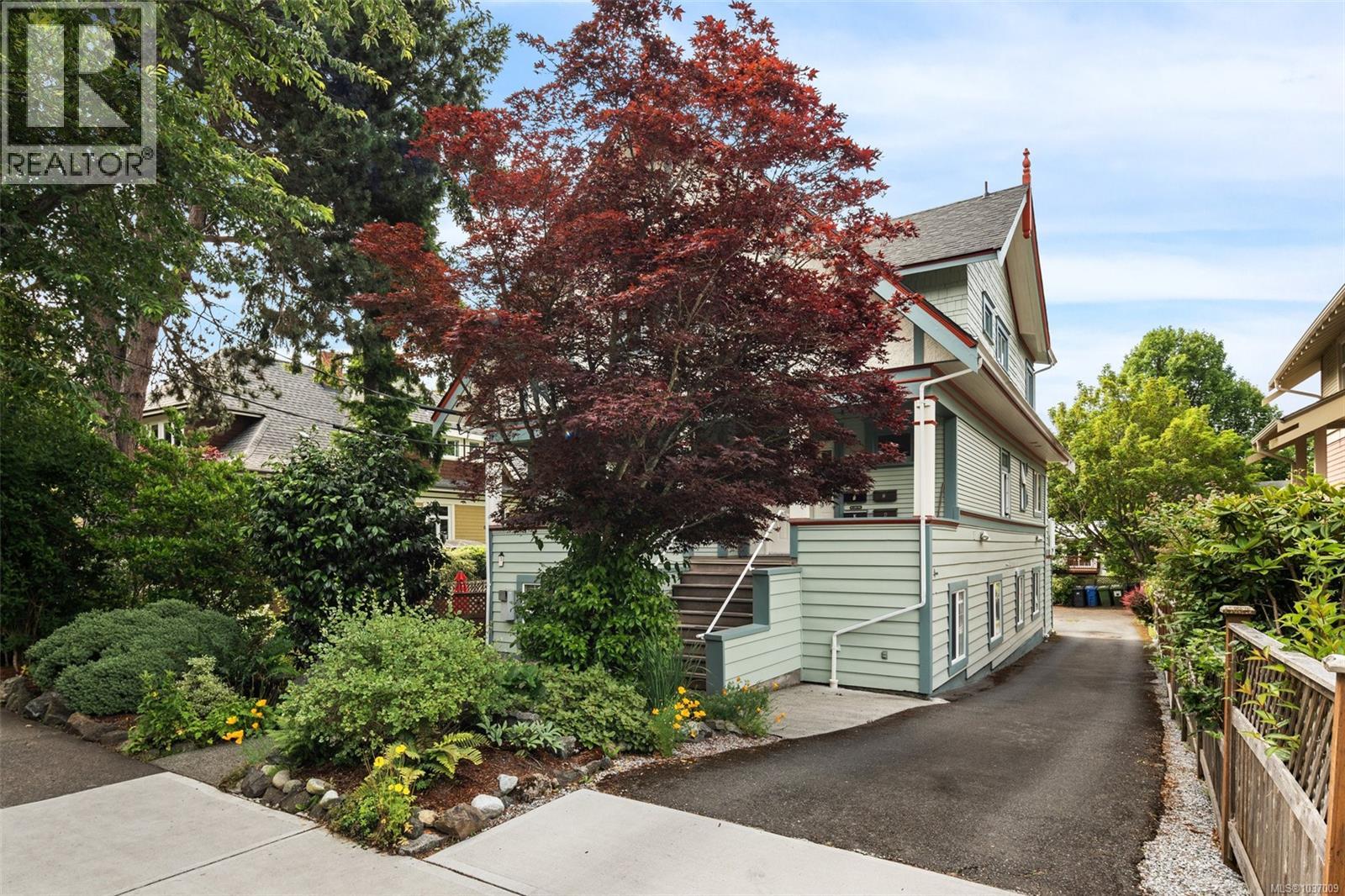 #3 1425 Richardson St - 2