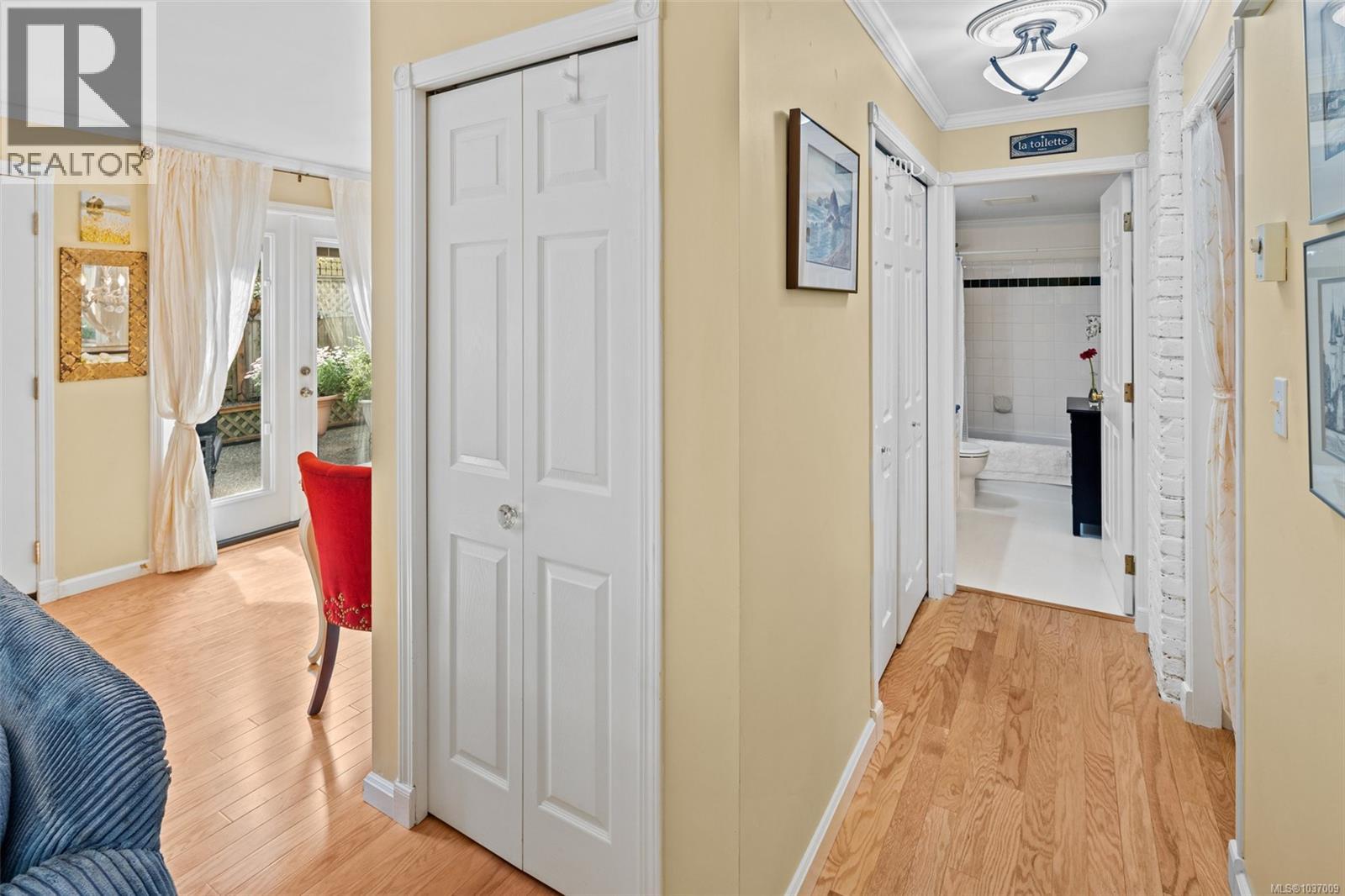 #3 1425 Richardson St - 16