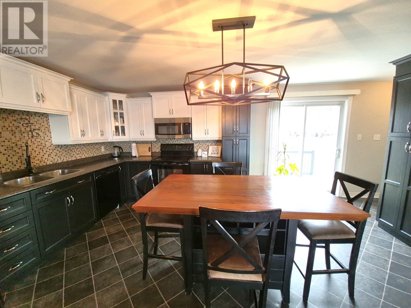 142 Main Street - 2
